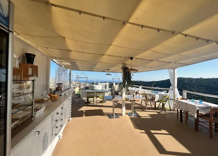 לינה וארוחת בוקר Dimorangel פסקיצ'י